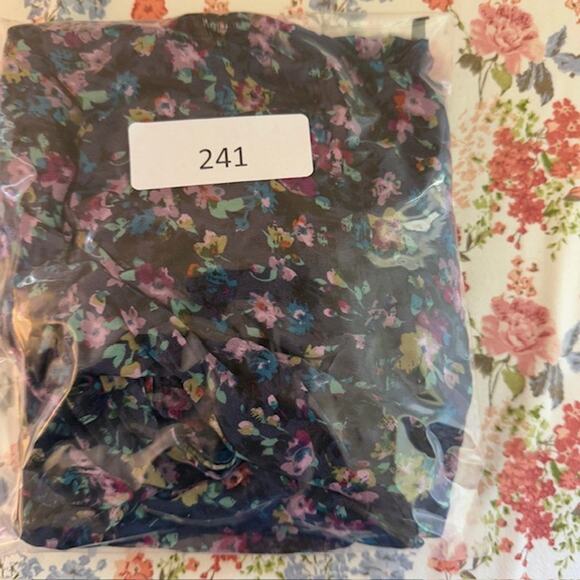 Anthropologie Fei Womens Fairy Grunge Floral Silk Top Size 2 Dark Romantic Belt - Picture 14 of 14